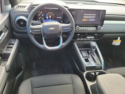 New 2026 Chevrolet Colorado LT image 8
