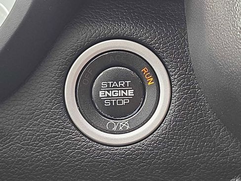 Certified 2020 RAM 2500 Laramie image 22