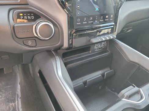 Used 2024 RAM 1500 Big Horn image 24