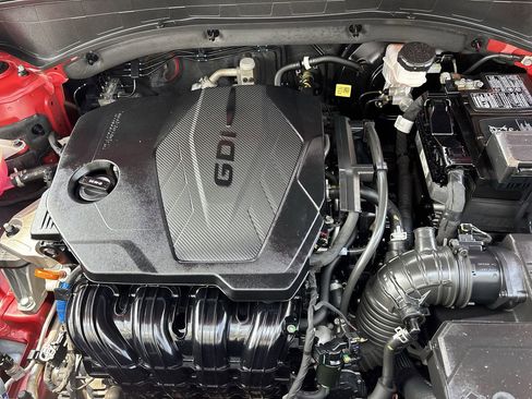 Used 2023 Hyundai Santa Fe SEL image 11