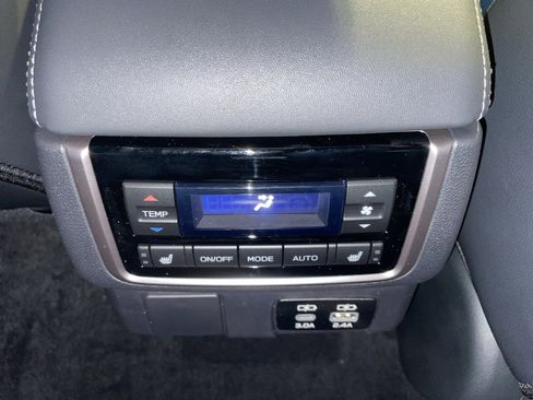 Used 2026 Subaru Ascent Limited w/ Popular Package #1 AWD/4WD image 34