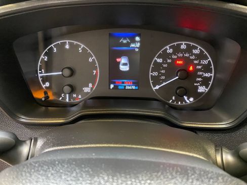 Used 2025 Toyota Corolla LE FWD image 33