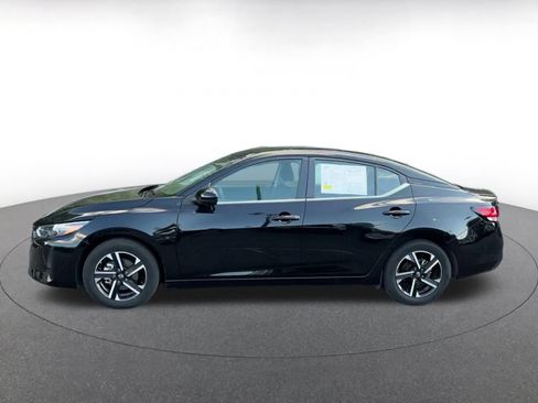 Used 2025 Nissan Sentra SV FWD image 7