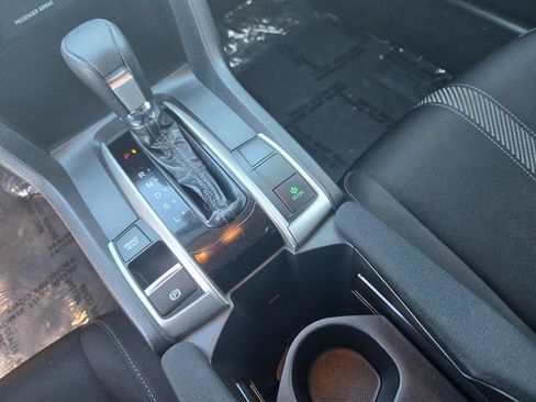 Used 2018 Honda Civic EX image 15