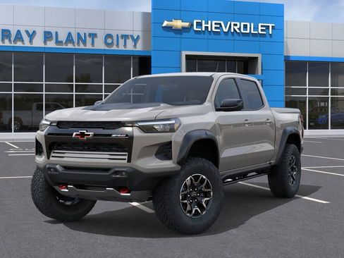 New 2026 Chevrolet Colorado ZR2 w/ Technology Package AWD/4WD image 6