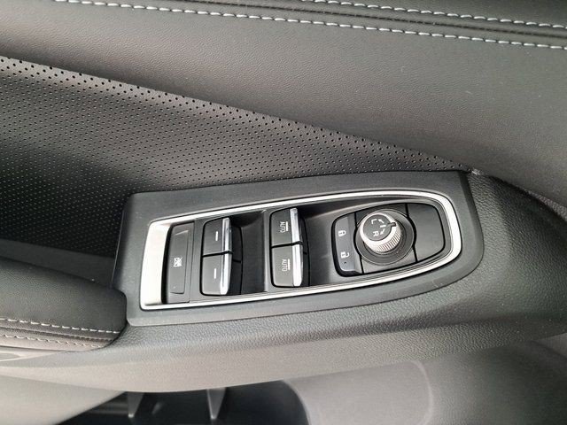 Used 2023 Subaru Ascent Limited AWD/4WD image 25