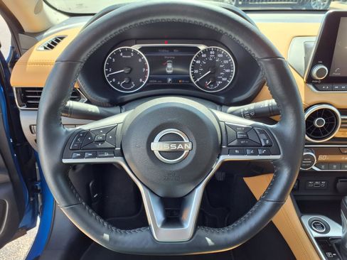 Used 2024 Nissan Sentra SV w/ SV Premium Package FWD image 13