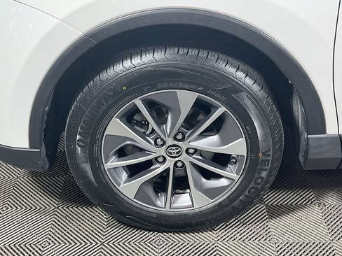 Used 2016 Toyota RAV4 XLE AWD/4WD image 27