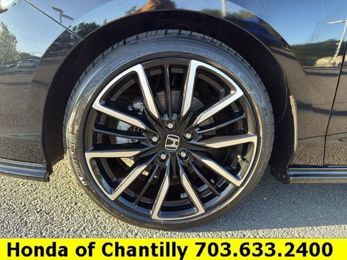 Used 2024 Honda Accord Touring image 23