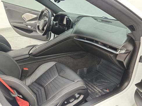 Used 2023 Chevrolet Corvette Stingray Premium Cpe w/ Z51 Performance Package RWD image 34