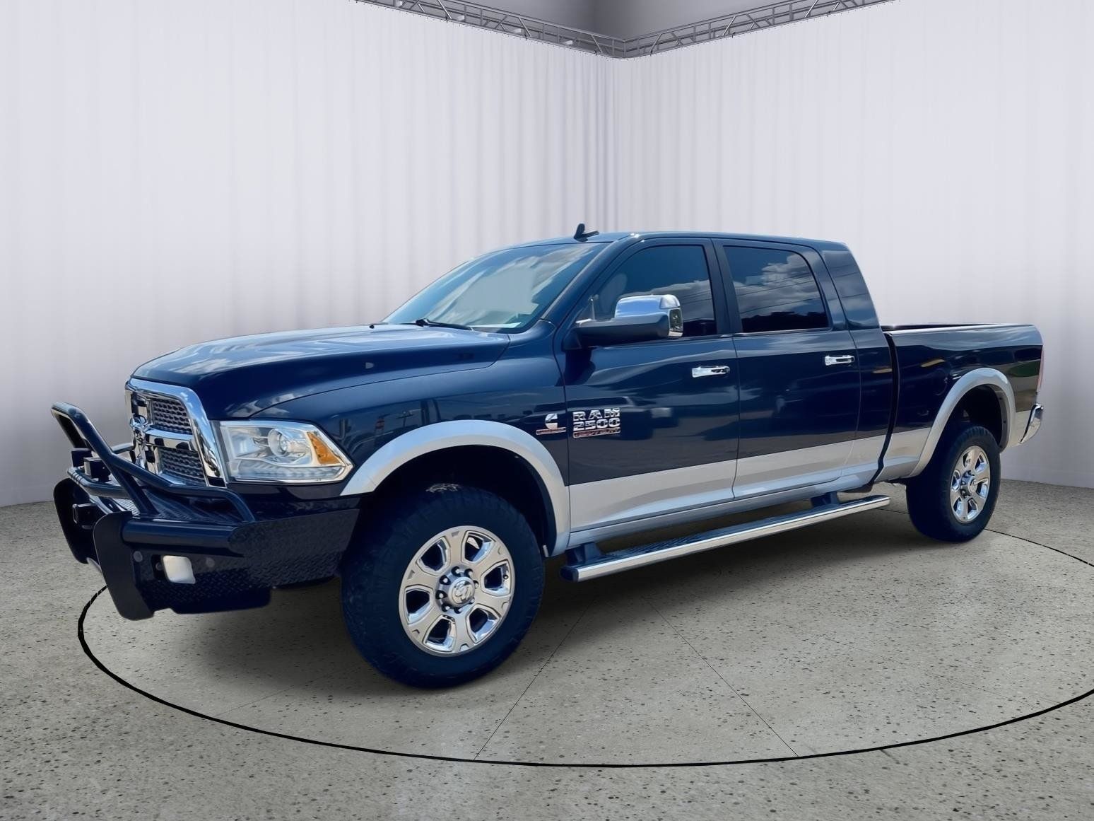 Used 2015 RAM 2500 Laramie w/ Convenience Group AWD/4WD image 12