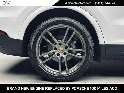 Used 2020 Porsche Cayenne AWD/4WD image 42
