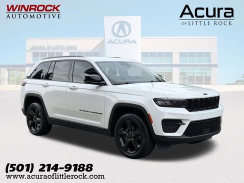 Used 2023 Jeep Grand Cherokee Altitude AWD/4WD image 1