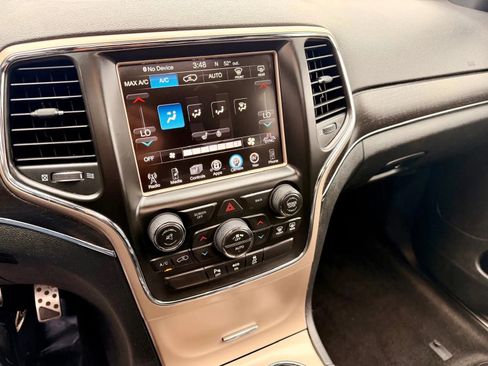 Used 2015 Jeep Grand Cherokee Limited AWD/4WD image 14