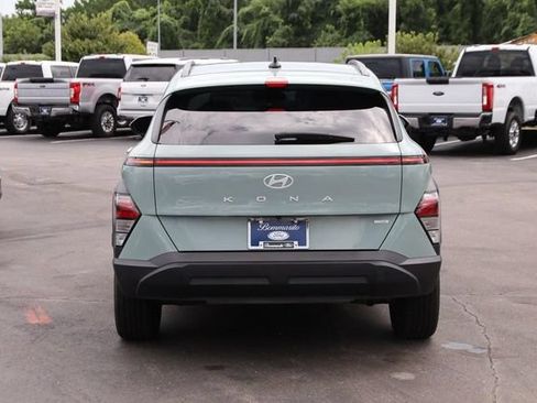 Used 2024 Hyundai Kona SEL AWD/4WD image 6