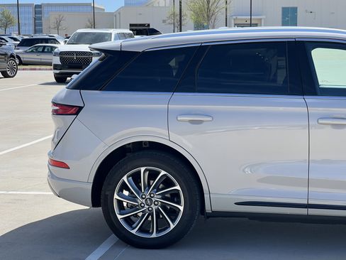 Used 2023 Lincoln Corsair Grand Touring w/ Equipment Group 301A image 11