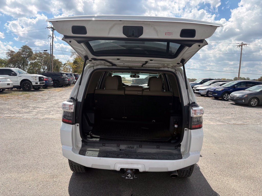 Used 2017 Toyota 4Runner SR5 Premium AWD/4WD image 16