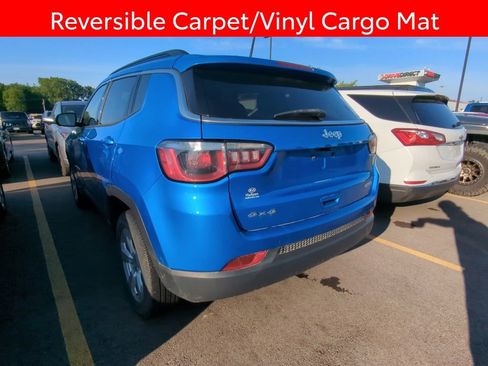 Used 2018 Jeep Compass Latitude w/ Cold Weather Group AWD/4WD image 4