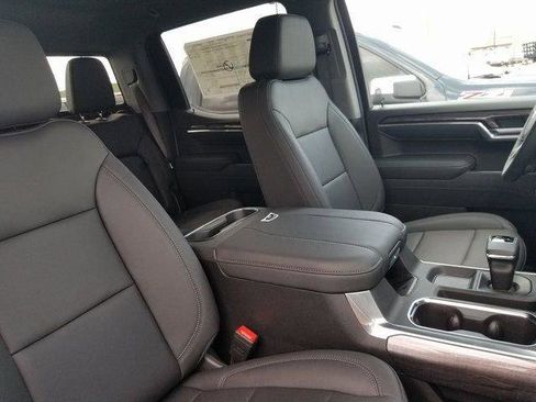 New 2026 Chevrolet Silverado 1500 LTZ w/ Z71 Off-Road Package image 16