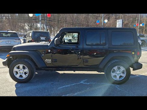 Used 2019 Jeep Wrangler Unlimited Sport S image 5