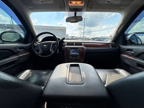 Used 2013 Chevrolet Tahoe LTZ AWD/4WD image 28