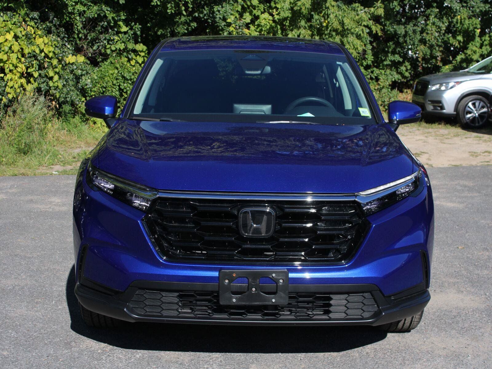 Used 2024 Honda CR-V EX image 2