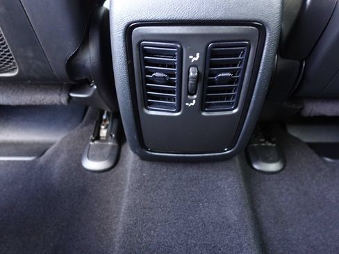 Used 2025 Dodge Durango GT w/ Blacktop Package AWD/4WD image 40