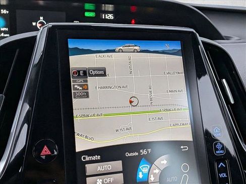 Used 2018 Toyota Prius Prime Advanced image 14