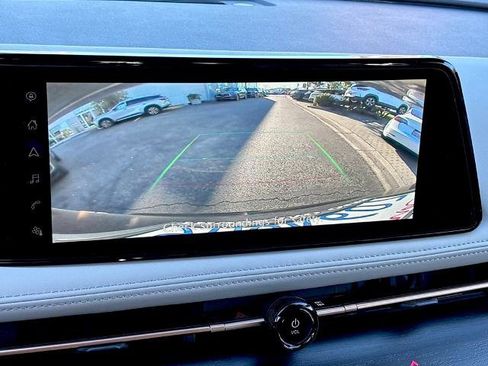 Certified 2024 Nissan Ariya FWD image 22