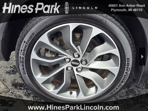 Certified 2023 Lincoln Nautilus Reserve w/ Class II Trailer Tow Package image 5