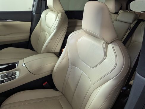 Used 2023 INFINITI QX60 Sensory w/ Cargo Package image 12
