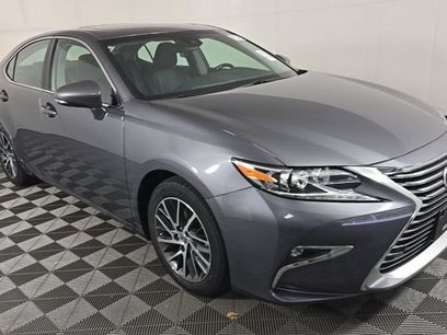 Used 2017 Lexus ES 350 w/ Navigation System Package