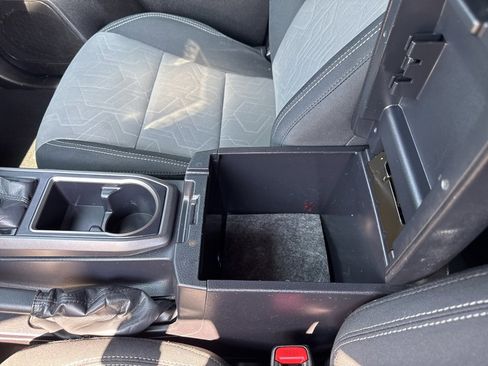 Used 2023 Toyota Tacoma TRD Off-Road image 41