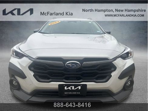 Used 2024 Subaru Crosstrek 2.0i Premium AWD/4WD image 9