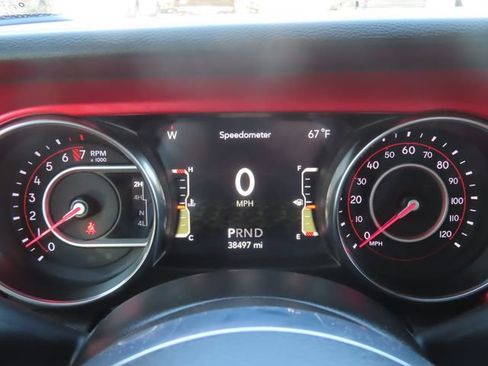 Used 2021 Jeep Wrangler Unlimited Rubicon AWD/4WD image 33