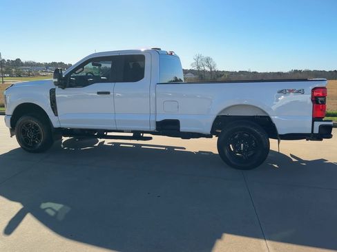 Used 2024 Ford F250 XL w/ STX Appearance Package image 5