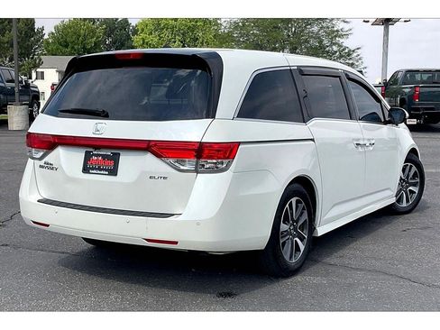 Used 2015 Honda Odyssey Touring Elite image 14