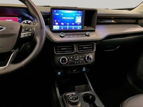 Used 2024 Ford Maverick Lariat w/ Black Appearance Package FWD image 6