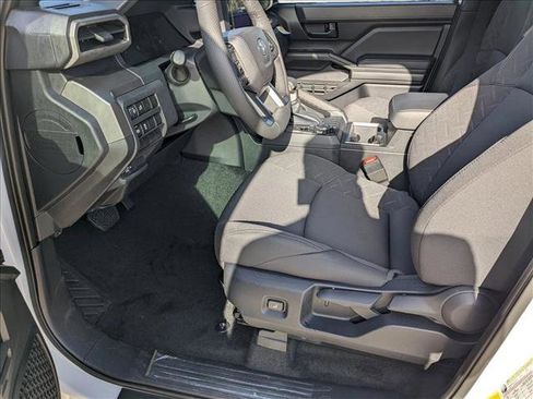 Used 2024 Toyota Tacoma SR5 image 4