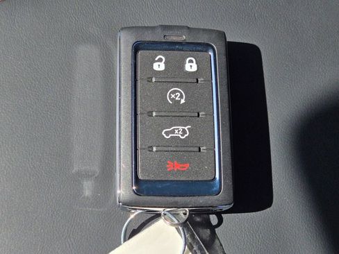 New 2026 Jeep Grand Cherokee Summit image 21