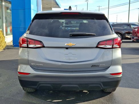 Used 2024 Chevrolet Equinox LS w/ LS Convenience Package image 5