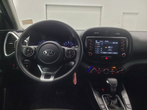 Used 2020 Kia Soul S FWD image 22
