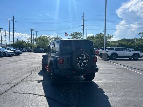 Used 2021 Jeep Wrangler Unlimited Rubicon AWD/4WD image 3
