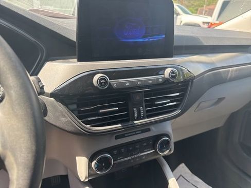 Used 2023 Ford Escape Active image 12