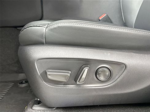 Used 2024 Toyota Land Cruiser AWD/4WD image 28