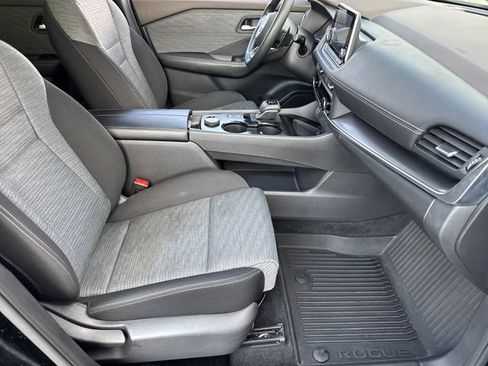 Used 2023 Nissan Rogue SV AWD/4WD image 24