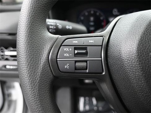 New 2025 Honda Accord SE image 12