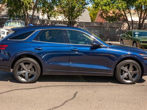 Used 2024 Genesis GV70 3.5T Sport w/ Sport Prestige Package image 4