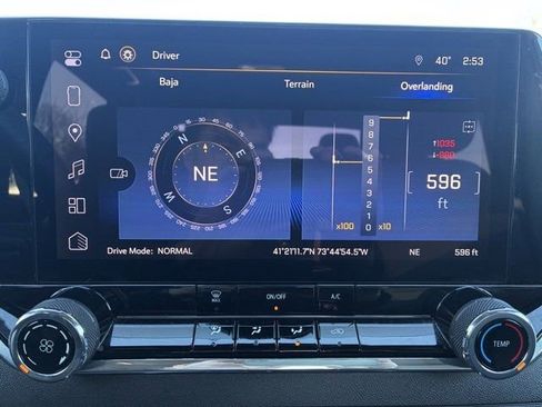 Used 2024 Chevrolet Colorado Trail Boss image 27