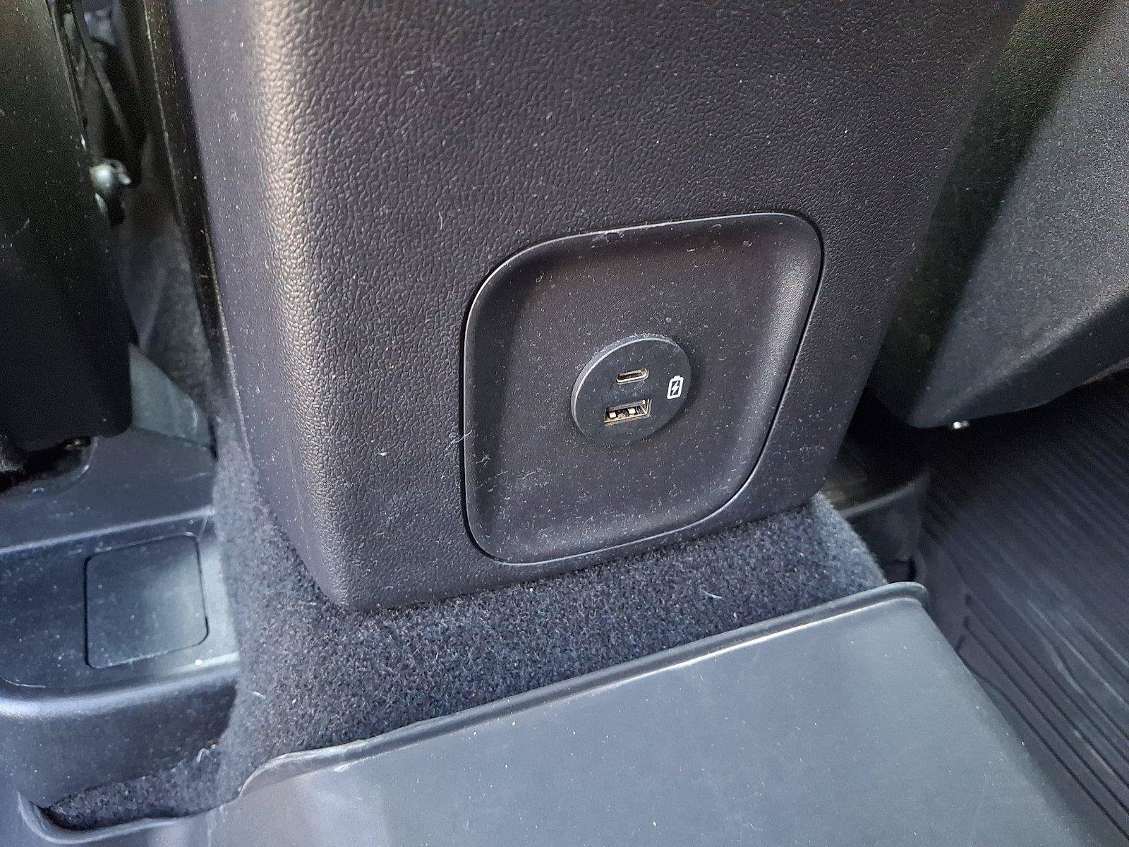 Used 2022 Ford Escape Titanium AWD/4WD image 11